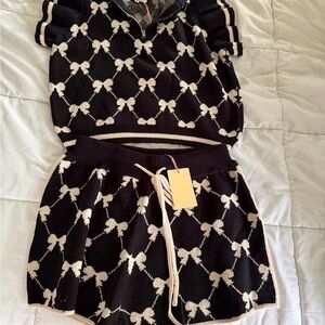 Black & Cream Bow Knit Two-Piece Set